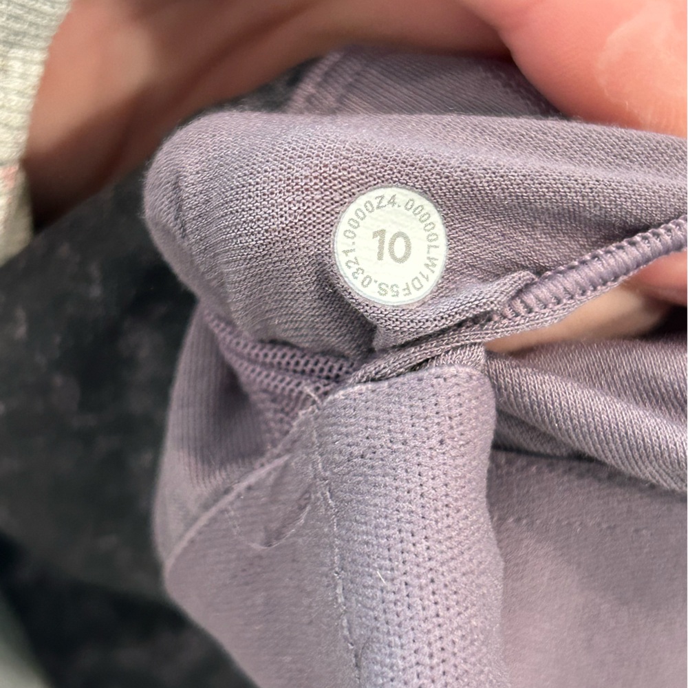 Lululemon Matching Set - Picture 9 of 9